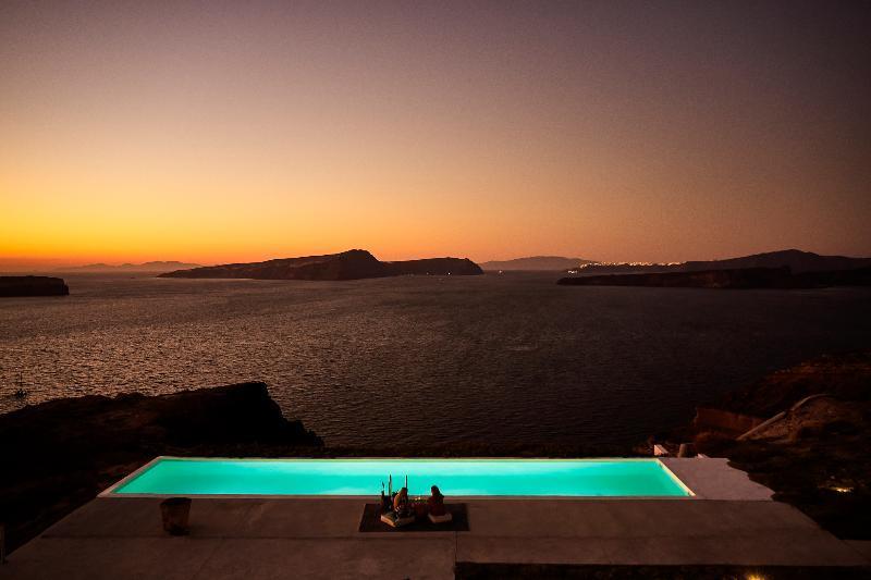 Coco-mat Santorini 3* Akrotírion